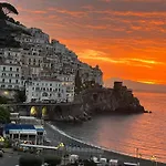 Holidays Baia D\'Amalfi