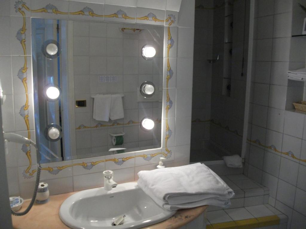 Gasthof Holidays Baia D'amalfi