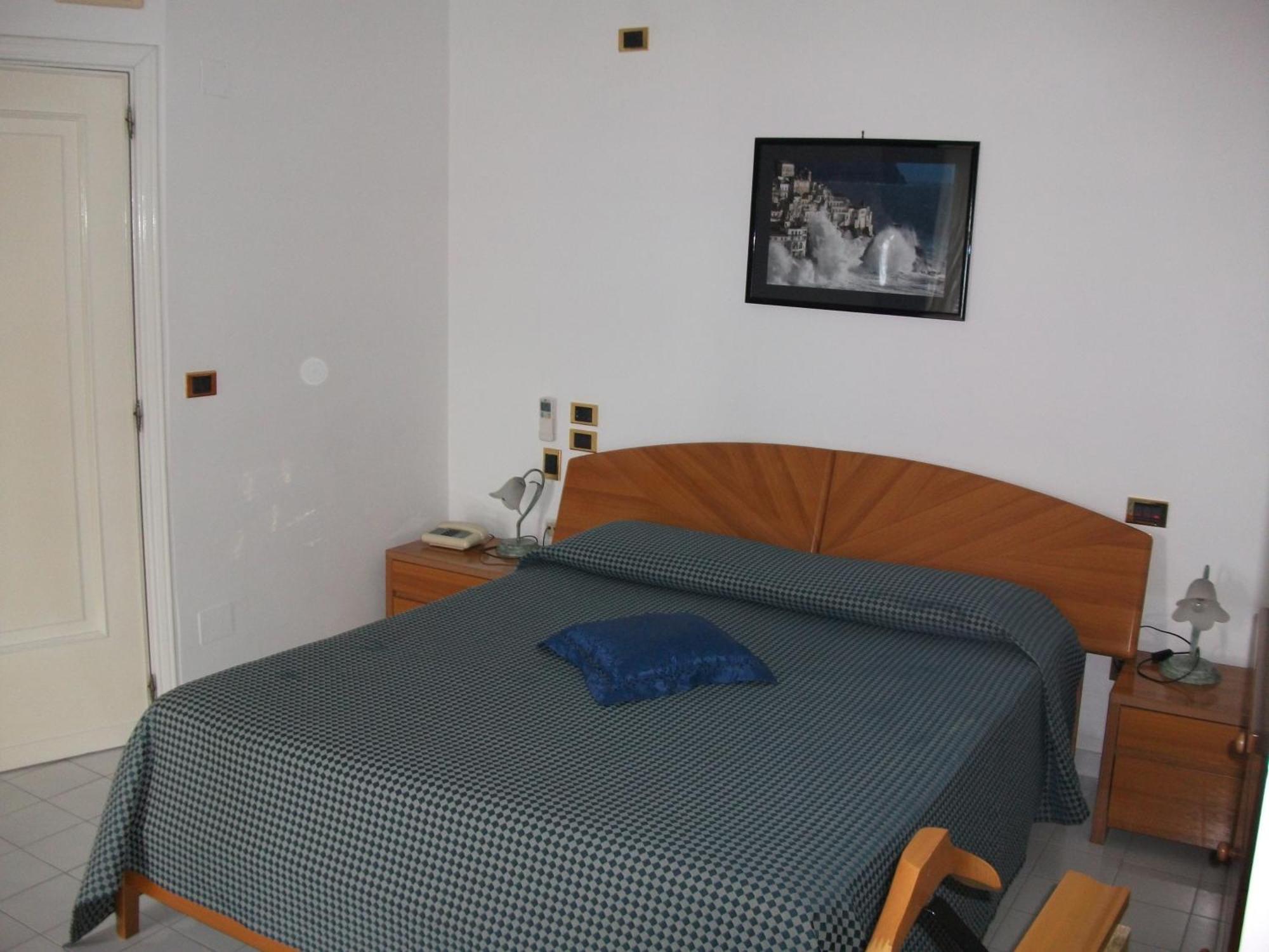 Gasthof Holidays Baia D'amalfi 2*